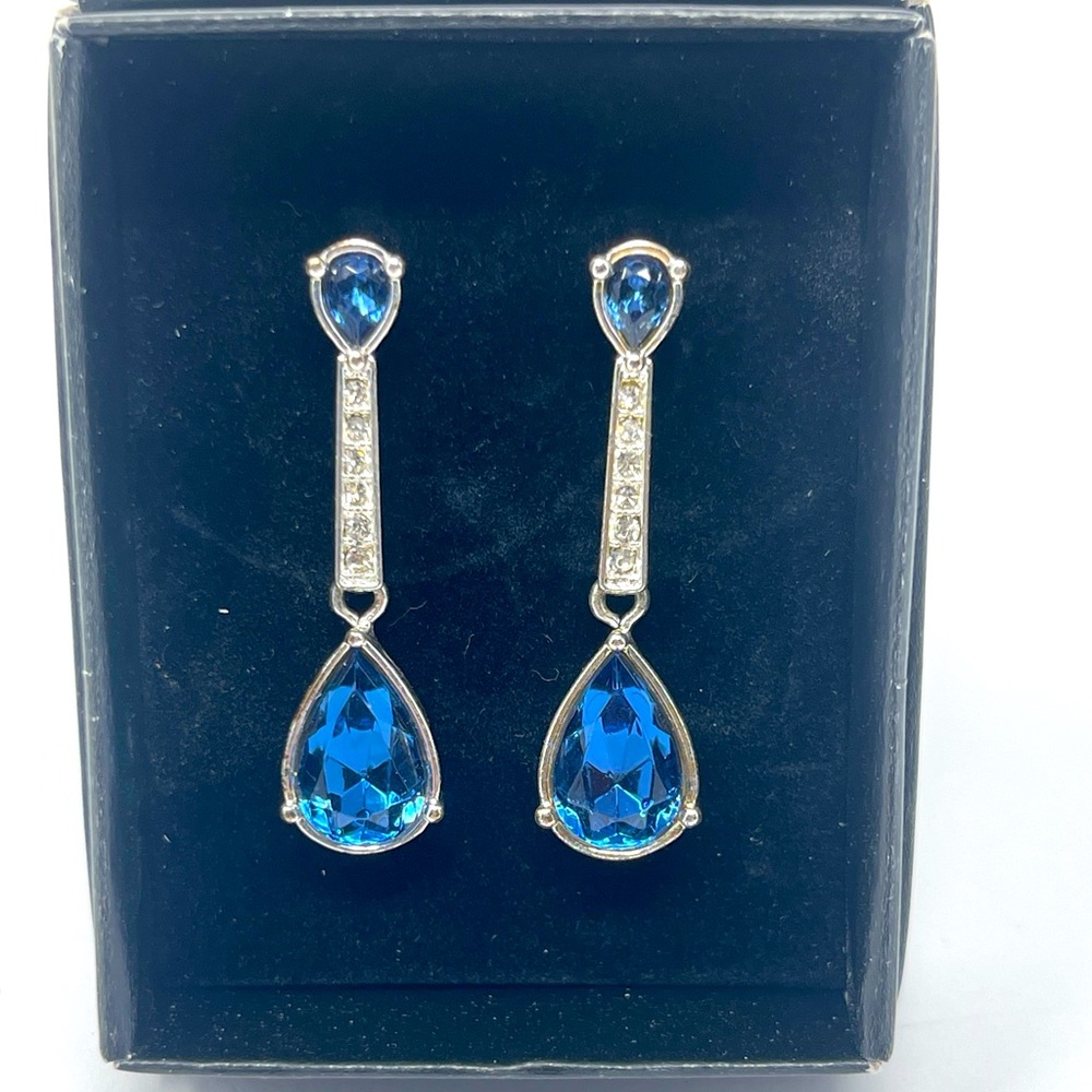 Silver Tone And Blue Dangle Fashion Earrings